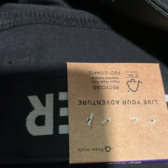 Eddie Bauer Rainier Waterproof Tech Pants in Navy 36x32 - Picture 4 of 5